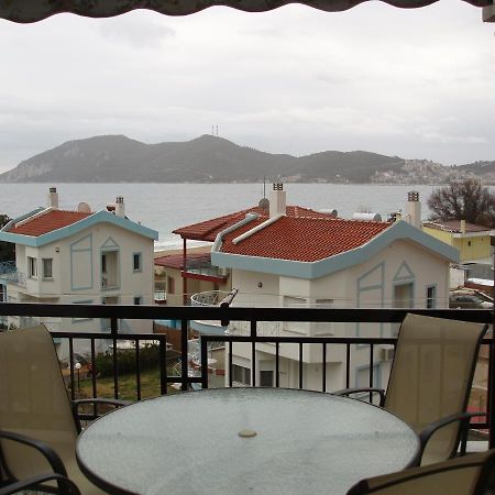 Aegean Seabreeze Apartment Nea Iraklitsa Exterior foto