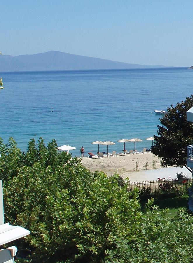 Aegean Seabreeze Apartment Nea Iraklitsa Exterior foto