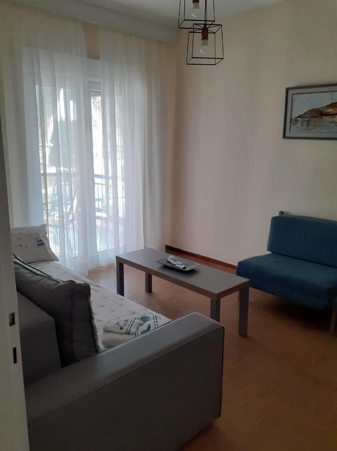 Aegean Seabreeze Apartment Nea Iraklitsa Exterior foto